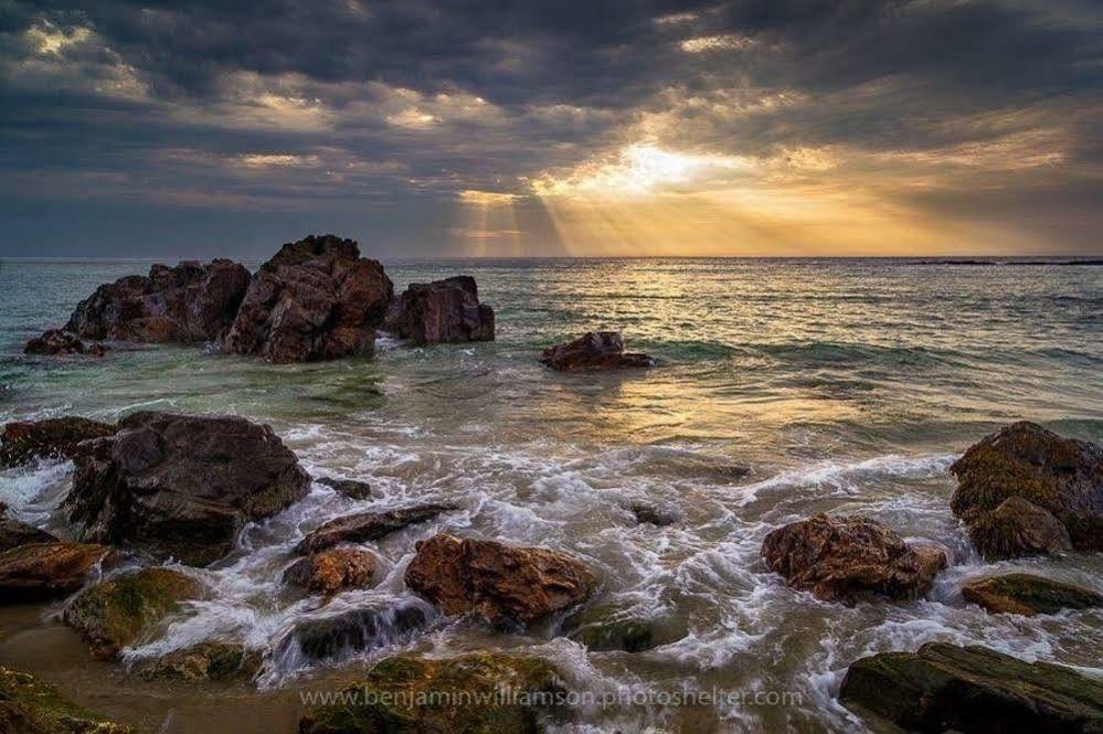 Perkins Cove Oceanfront Cottage Оганкит Экстерьер фото